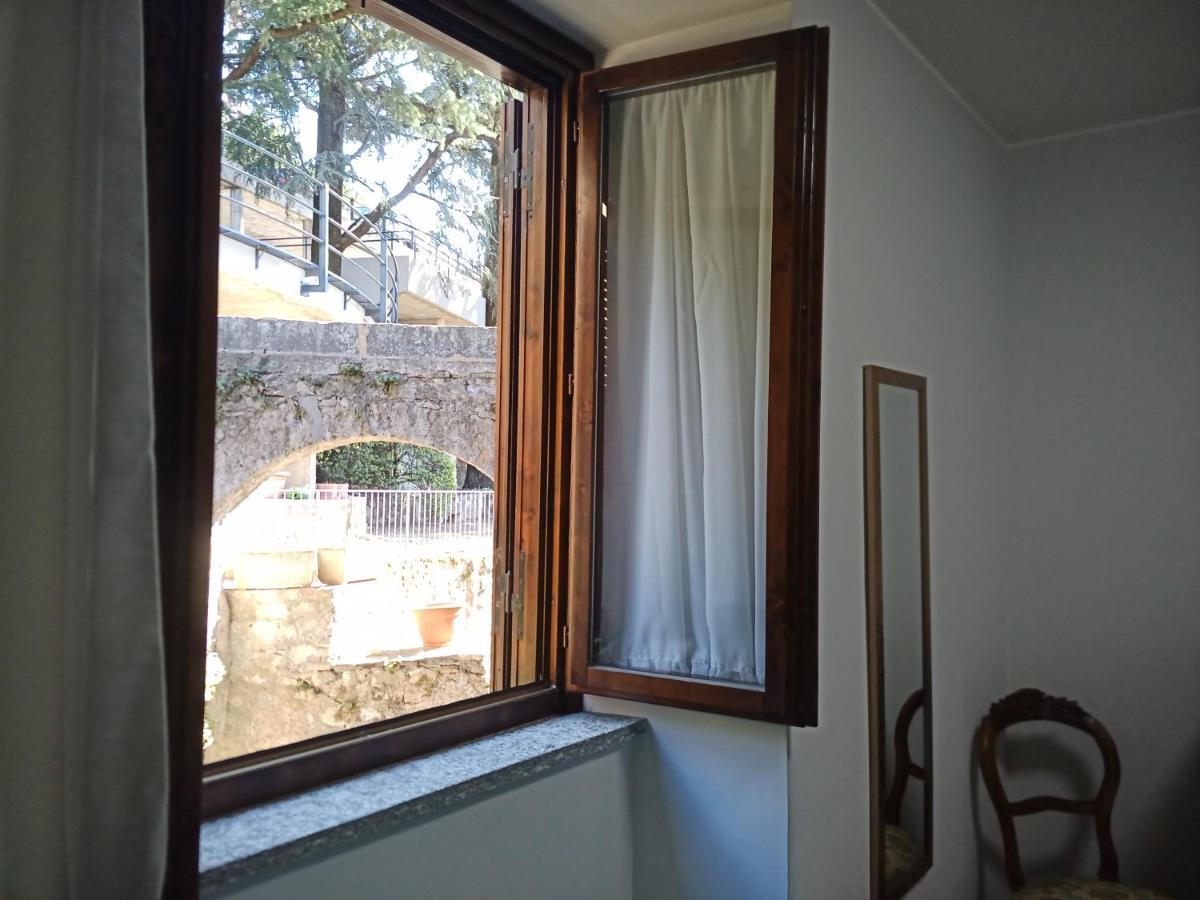 Casa Con Vista Lago A Nesso Bagian luar foto